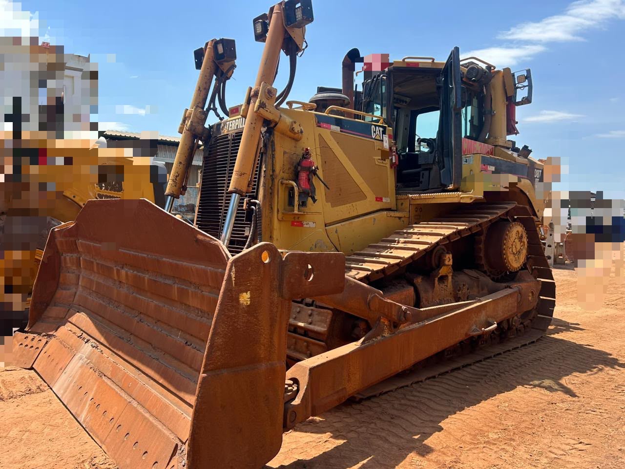 Trator Caterpillar D8T, ano 2007