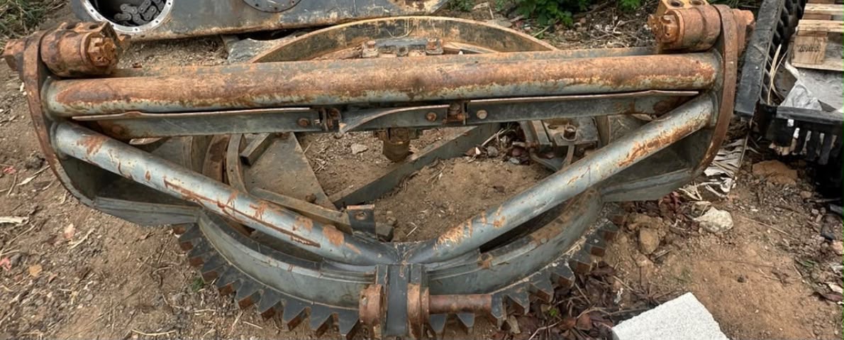 Gira-círculo, viola e cilindro de deslocamento para motoniveladora